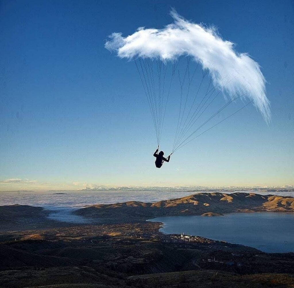 Lot paralotnią Trójmiasto , loty paralotnią Trójmiasto, lotparalotniąTrójmiasto, lotyparalotniąTrójmiasto, paraodloty, paralotnie, paralotnia, Bartosz Kowalski paralotnie